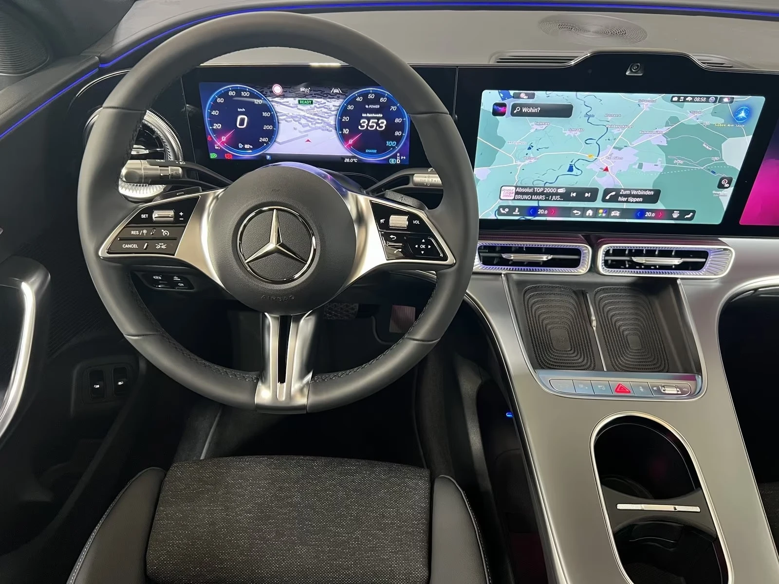 Mercedes-Benz GLC 400 EQ 4M SKY-CONTROL 360-CAM DISTRONIC SUPERSCREEN, снимка 6 - Автомобили и джипове - 55061102