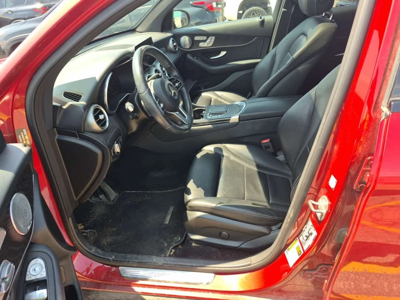 Mercedes-Benz GLC 300 КУПЕ/ДИГ. КМ./ДИСТРОНИК/ПАНО/ПОДГРЕВ/BURMASTER, снимка 7 - Автомобили и джипове - 55317912