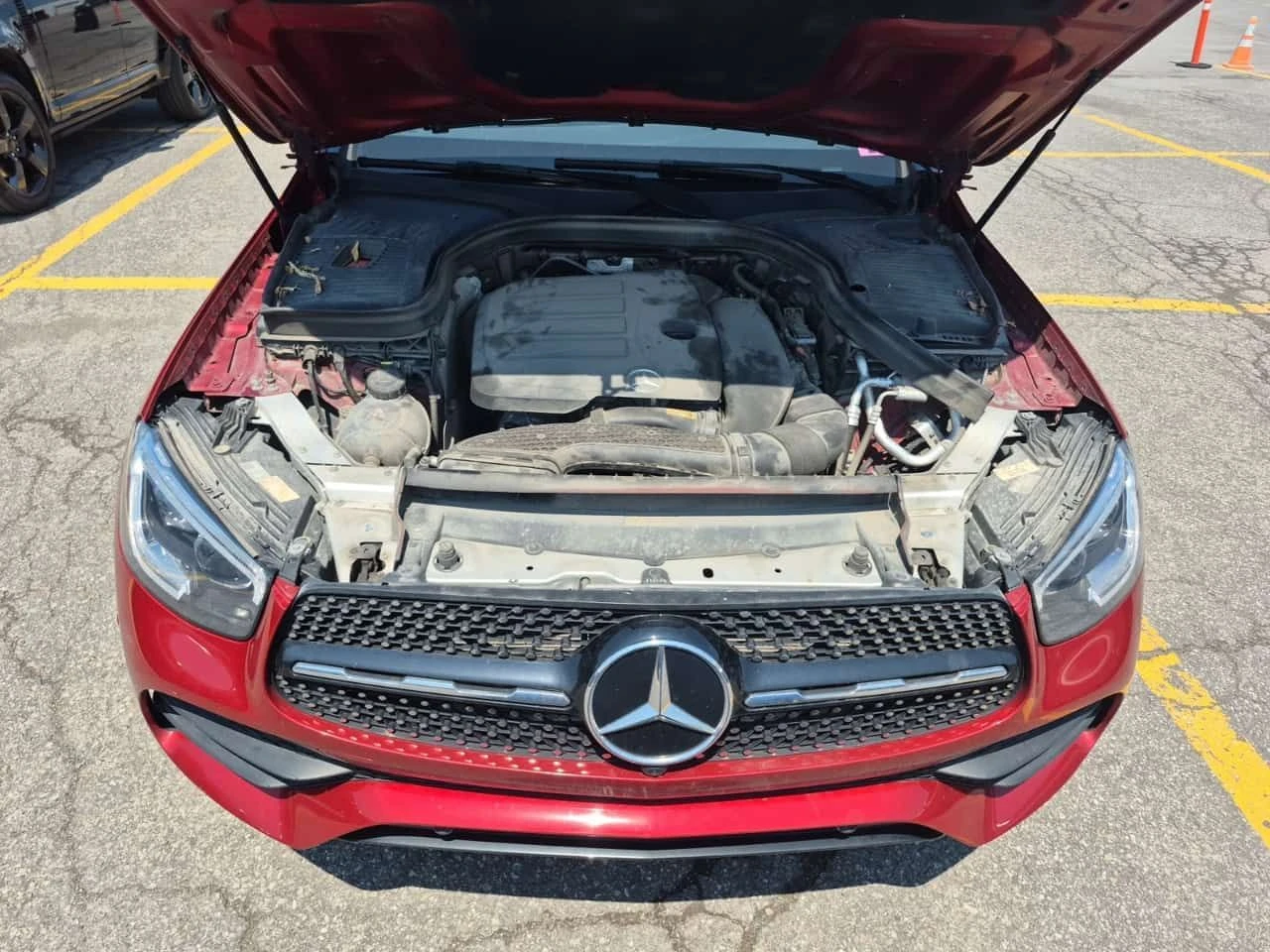 Mercedes-Benz GLC 300 КУПЕ/ДИГ. КМ./ДИСТРОНИК/ПАНО/ПОДГРЕВ/BURMASTER, снимка 17 - Автомобили и джипове - 55317912
