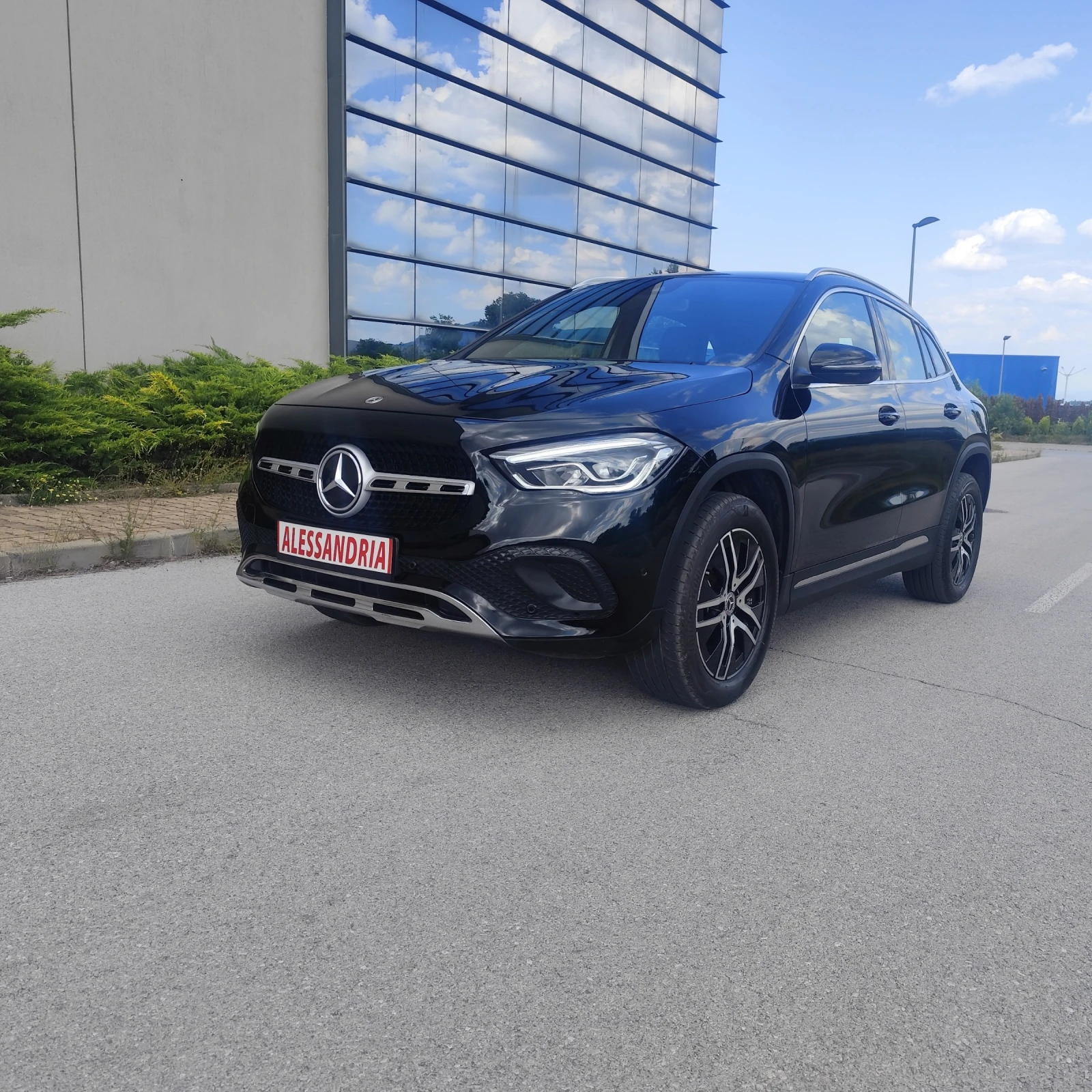 Mercedes-Benz GLA 247, 2.0 CDI, 8G-tronic; digital, navi, full led, 