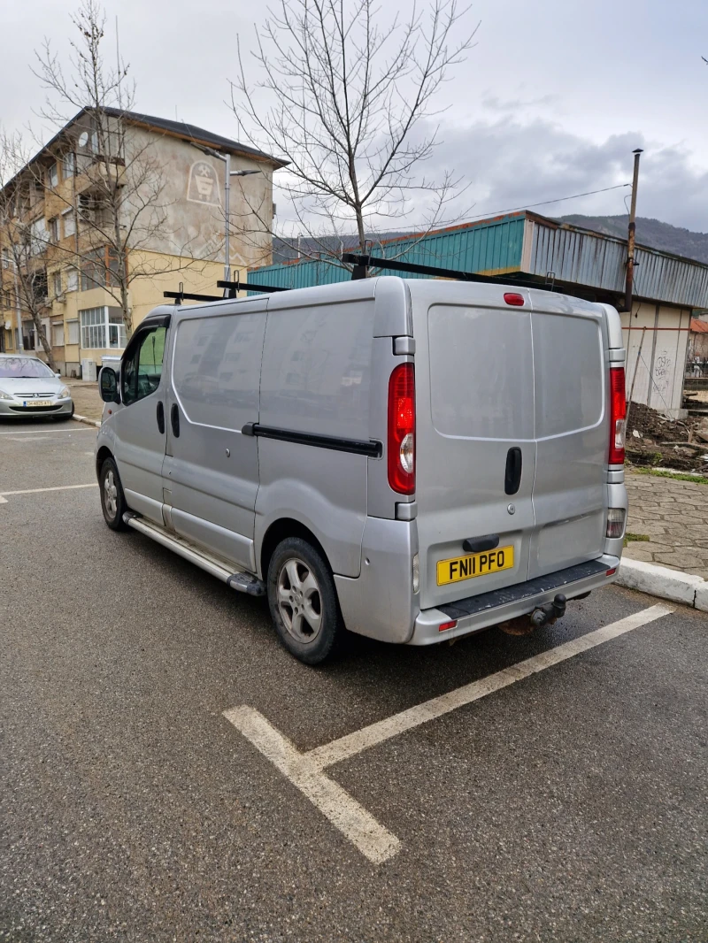 Opel Vivaro, снимка 6 - Бусове и автобуси - 53235386
