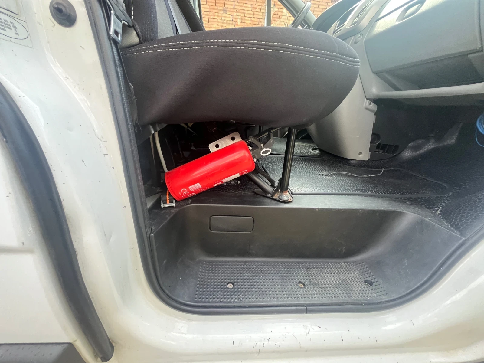 Renault Trafic 2.0DCI 8+ 1МЕСТА КЛИМАТИК, снимка 12 - Бусове и автобуси - 55129981