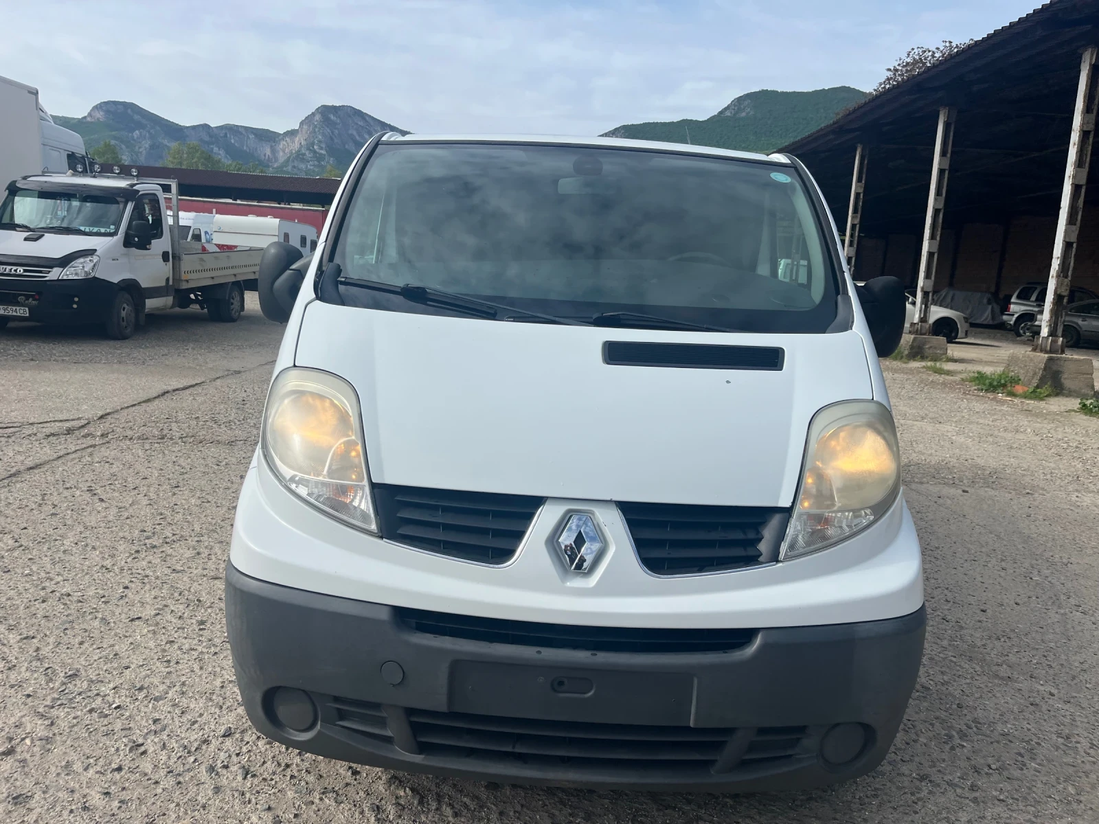 Renault Trafic 2.0DCI 8+ 1МЕСТА КЛИМАТИК, снимка 5 - Бусове и автобуси - 55129981