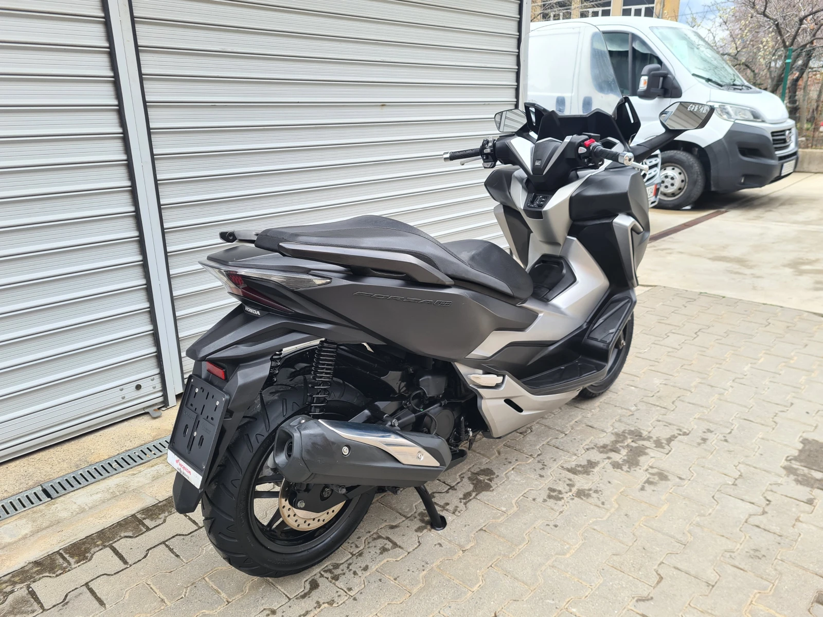 Honda Forza 300i ABS/TCS, снимка 3 - Мотоциклети и мототехника - 53566390