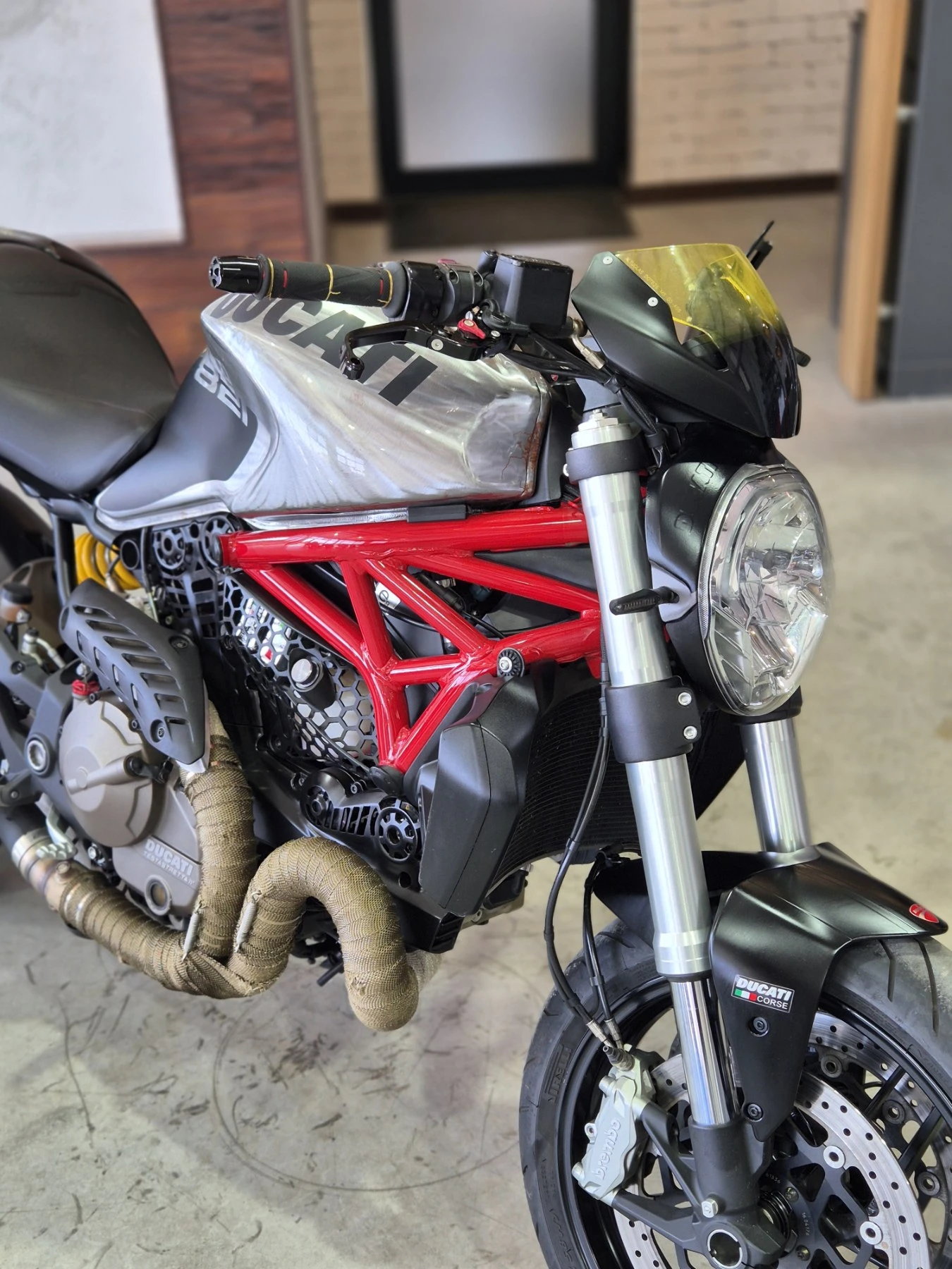 Ducati Monster 821 ABS TC Нов внос от Швейцария!!!, снимка 9 - Мотоциклети и мототехника - 55443791