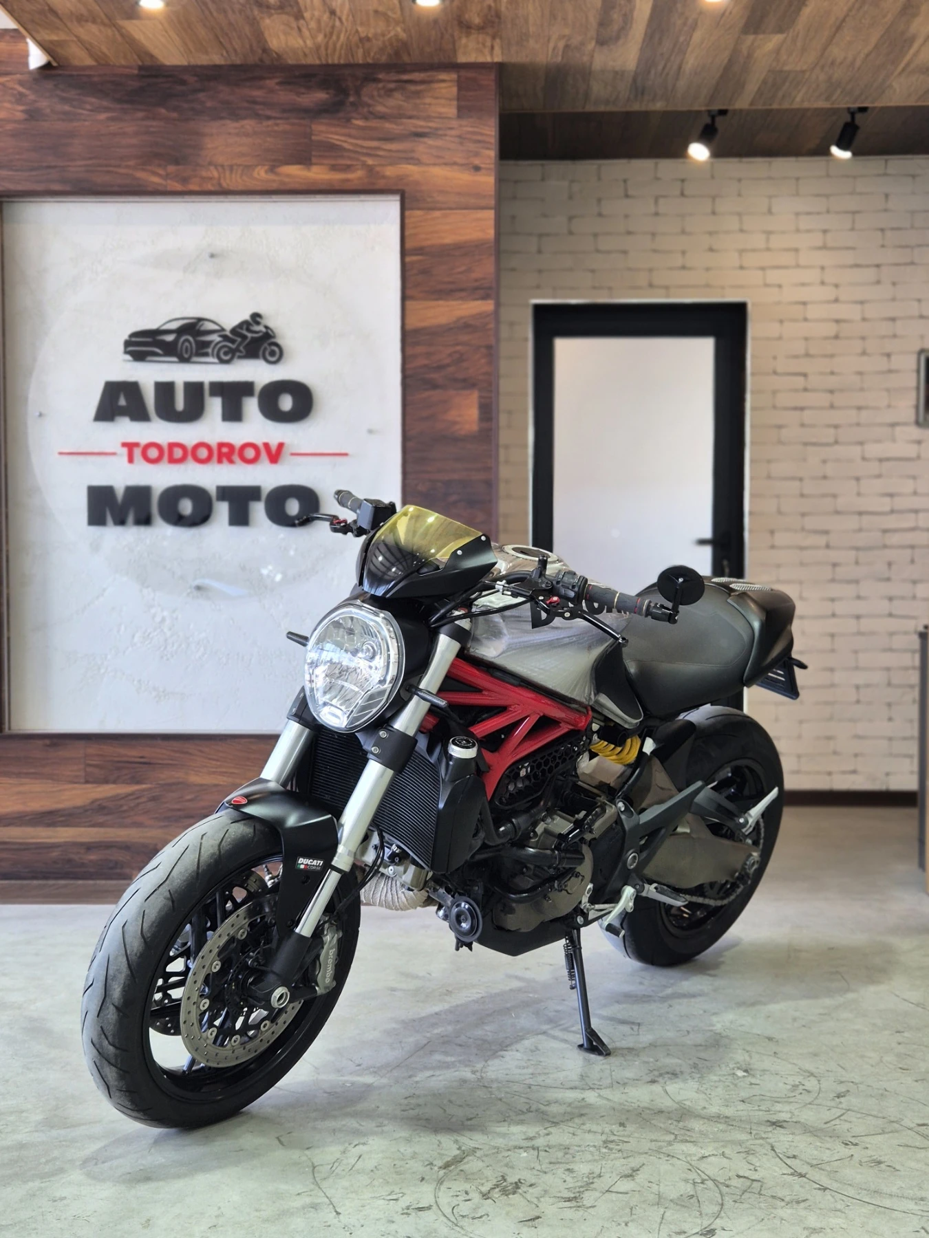 Ducati Monster 821 ABS TC Нов внос от Швейцария!!!, снимка 3 - Мотоциклети и мототехника - 55443791