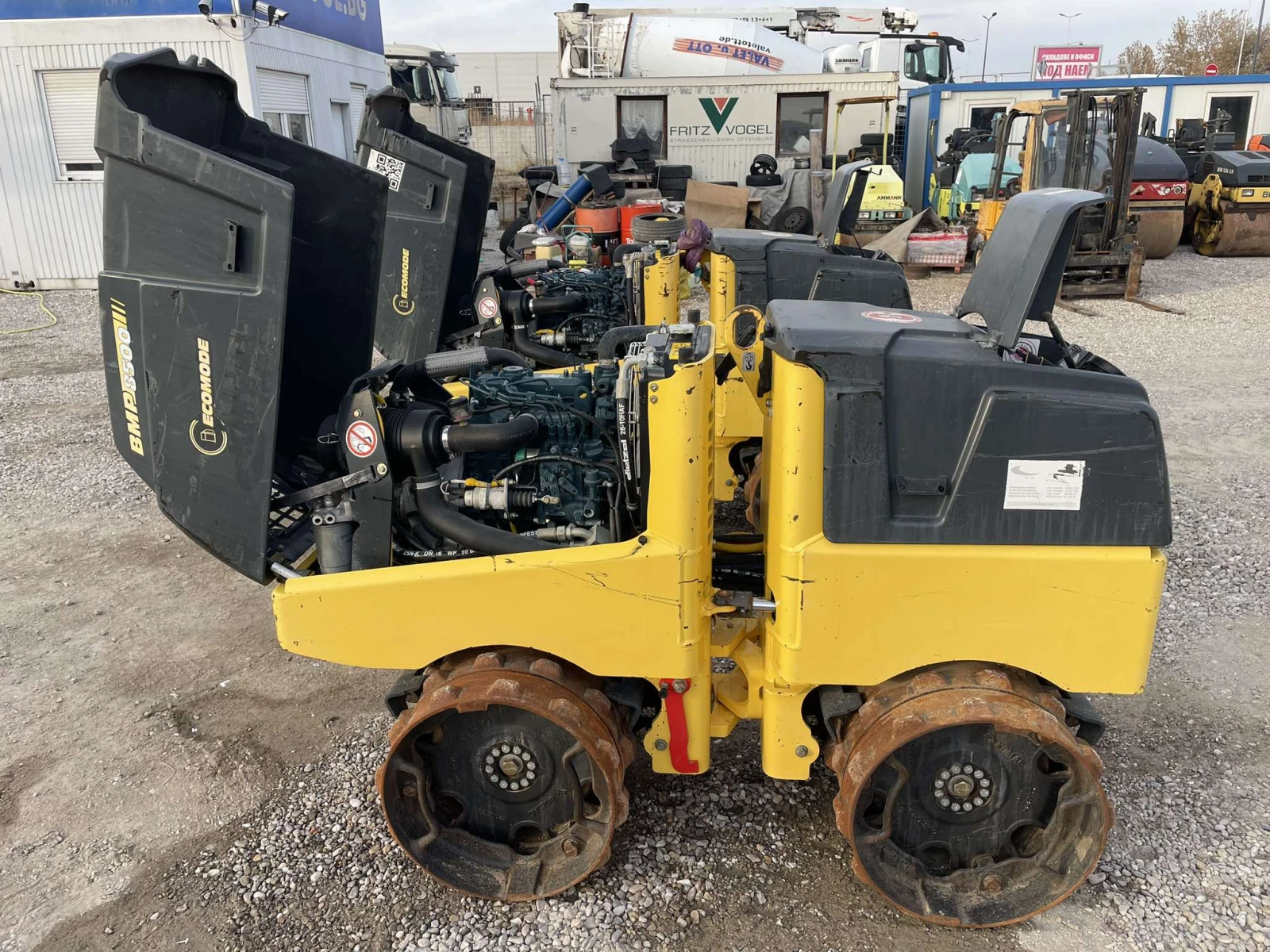 Валяк BOMAG BMP 8500  2 БРОЯ - изображение 8