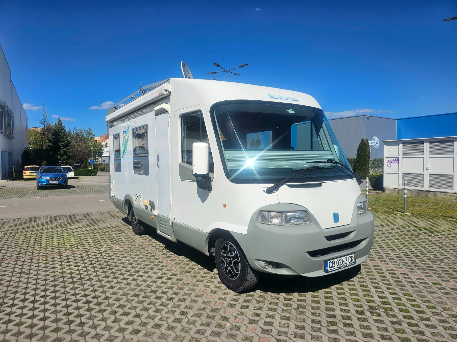 ������ Knaus Travel Liner, Alde, 3500kg, LiFePo4-200Ah | Mobile.bg � ����������� 3
