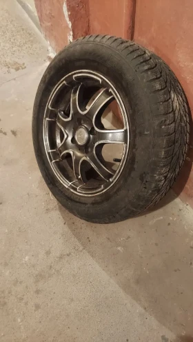 Гуми с джанти Gislaved 195/65R15, снимка 4 - Гуми и джанти - 47672876