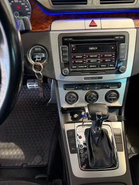 VW Passat 3.2 VR6 4Motion Highline Заводски "Sleeper", снимка 11
