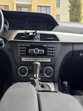 Mercedes-Benz C 180, снимка 14