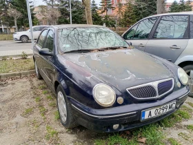����� �� �������� �� Lancia Lybra