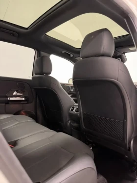 Mercedes-Benz EQB * pano* 4x4* carplay* камера* подгрев* ЛИЗИНГ*  | Auto.bg — изображение 17
