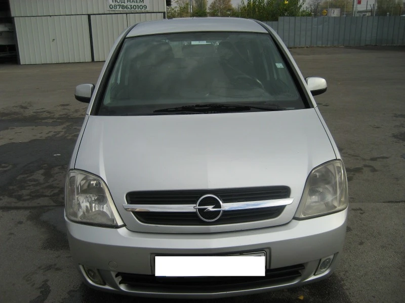 Opel Meriva, снимка 4 - Автомобили и джипове - 45752315