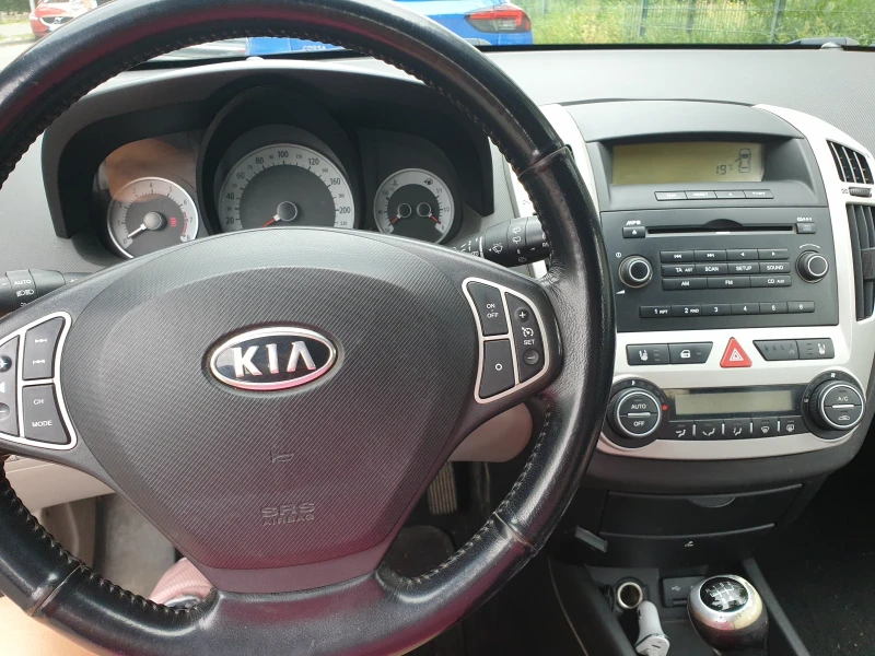 Kia Ceed, снимка 7 - Автомобили и джипове - 49150333