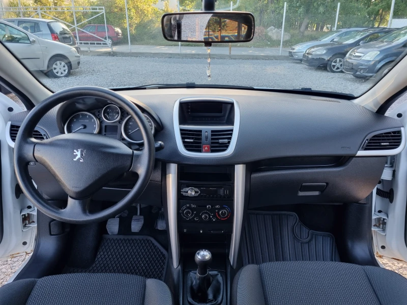 Peugeot 207 1.4 бензин 74кс, снимка 16 - Автомобили и джипове - 47425468