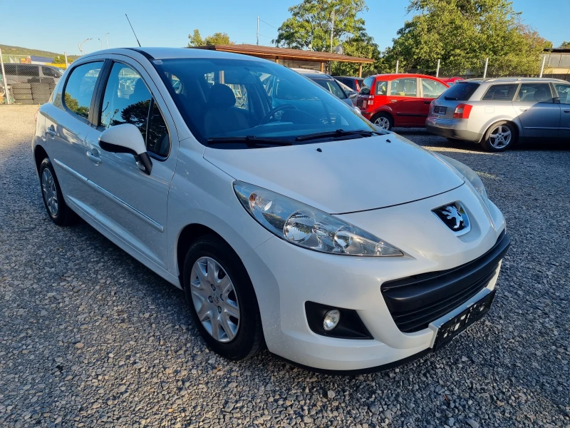 Peugeot 207 1.4 бензин 74кс, снимка 1 - Автомобили и джипове - 47425468