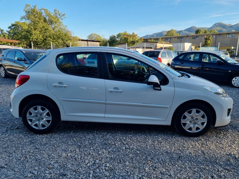 Peugeot 207 1.4 бензин 74кс, снимка 2 - Автомобили и джипове - 47425468