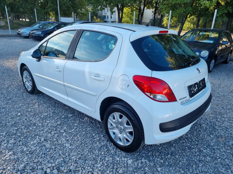 Peugeot 207 1.4 бензин 74кс, снимка 5 - Автомобили и джипове - 47425468