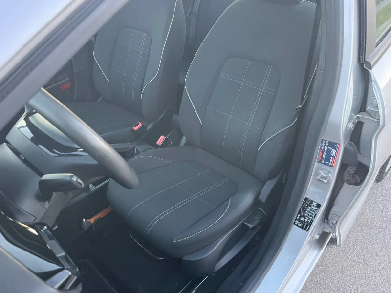 Ford Fiesta benzin, снимка 6 - Автомобили и джипове - 48412567