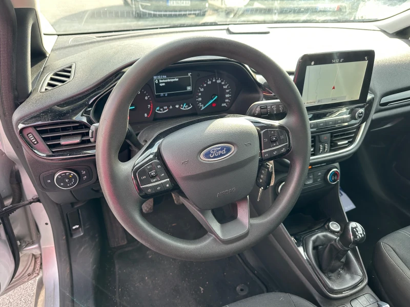 Ford Fiesta 1.1i , снимка 11 - Автомобили и джипове - 48412567