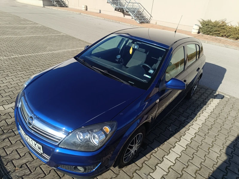 Opel Astra, снимка 1 - Автомобили и джипове - 48618607