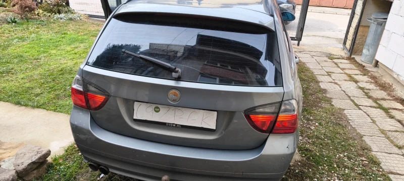 BMW 320, снимка 8 - Автомобили и джипове - 48663248