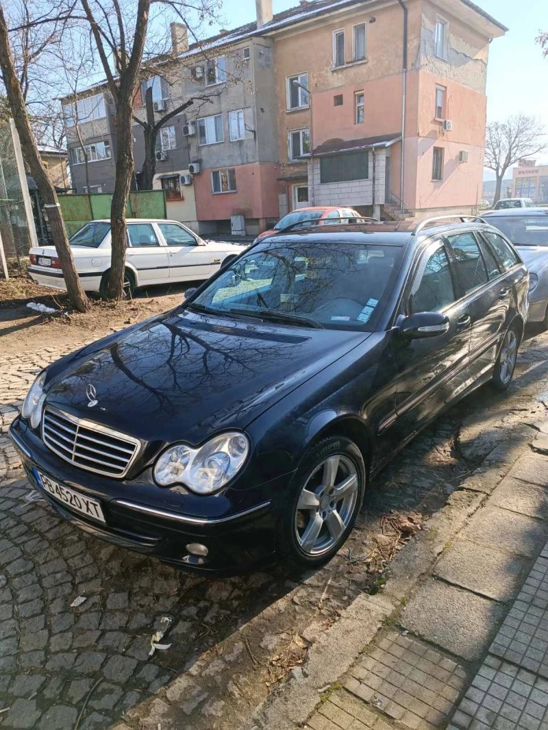 Mercedes-Benz C 220 Фейс, снимка 1 - Автомобили и джипове - 48721618