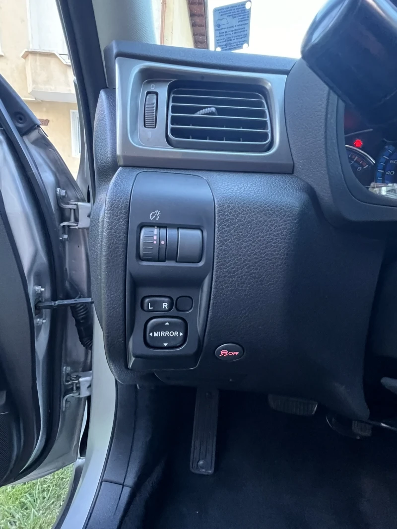 Subaru Forester 2.0, снимка 10 - Автомобили и джипове - 52500048