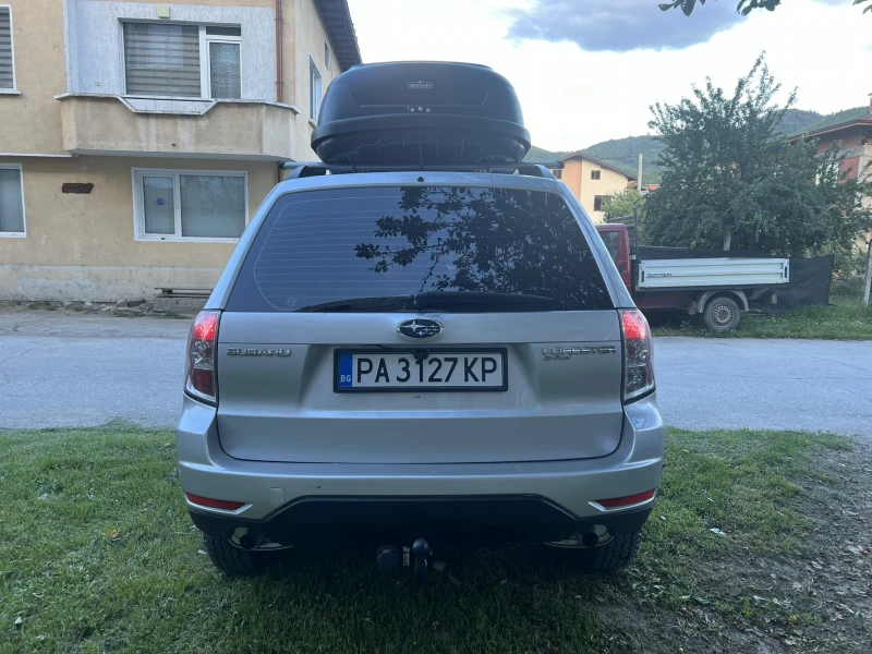 Subaru Forester 2.0, снимка 4 - Автомобили и джипове - 52500048