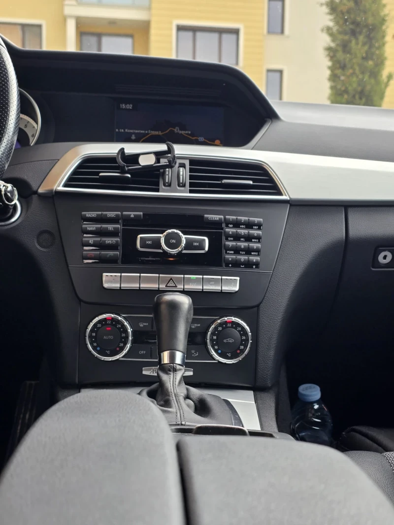 Mercedes-Benz C 180, снимка 14 - Автомобили и джипове - 52316485