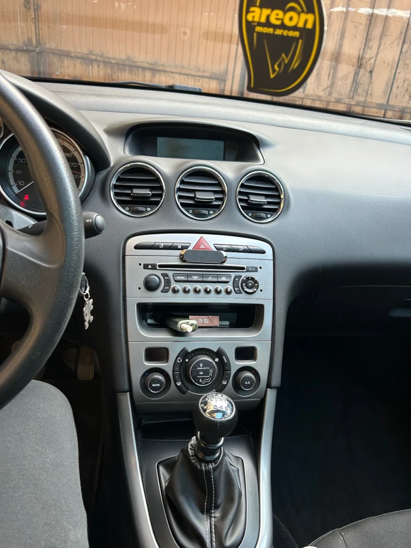 Peugeot 308 308SW 2.0HDI, снимка 8 - Автомобили и джипове - 52850941