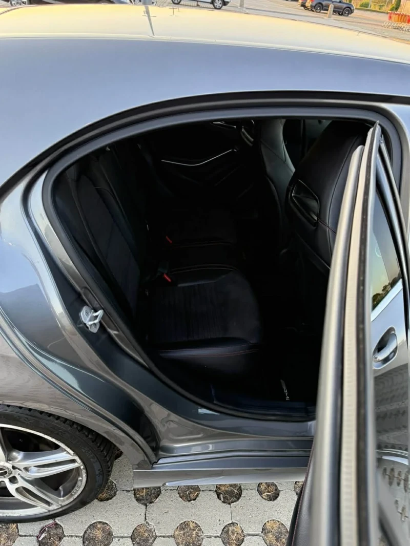 Mercedes-Benz A 180 AMG, снимка 7 - Автомобили и джипове - 53141963