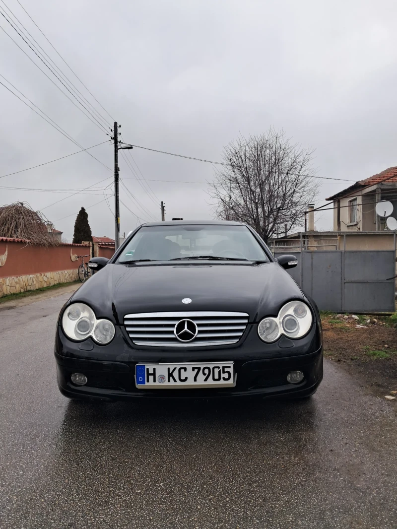 Mercedes-Benz C 220, снимка 2 - Автомобили и джипове - 53296271