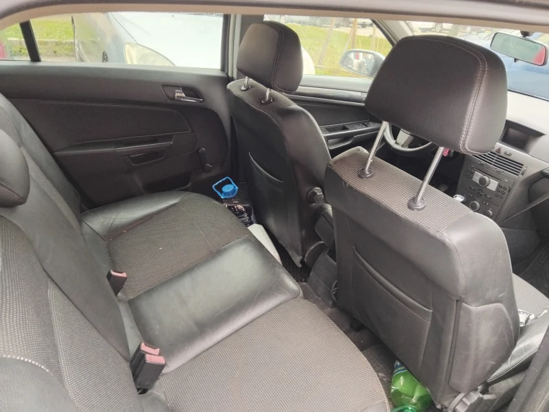 Opel Astra 1, 6, снимка 5 - Автомобили и джипове - 53500060