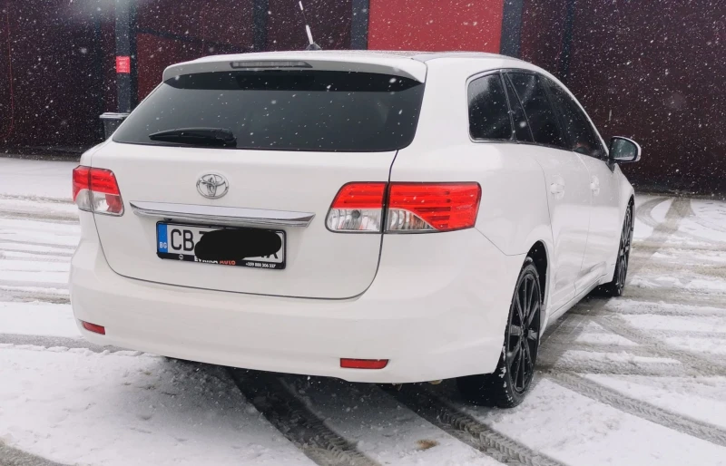 Toyota Avensis, снимка 6 - Автомобили и джипове - 53574906