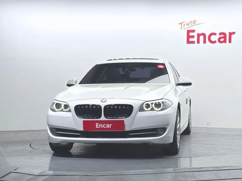 BMW 520, снимка 3 - Автомобили и джипове - 54592015