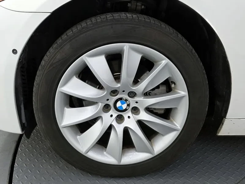 BMW 520, снимка 5 - Автомобили и джипове - 54592015
