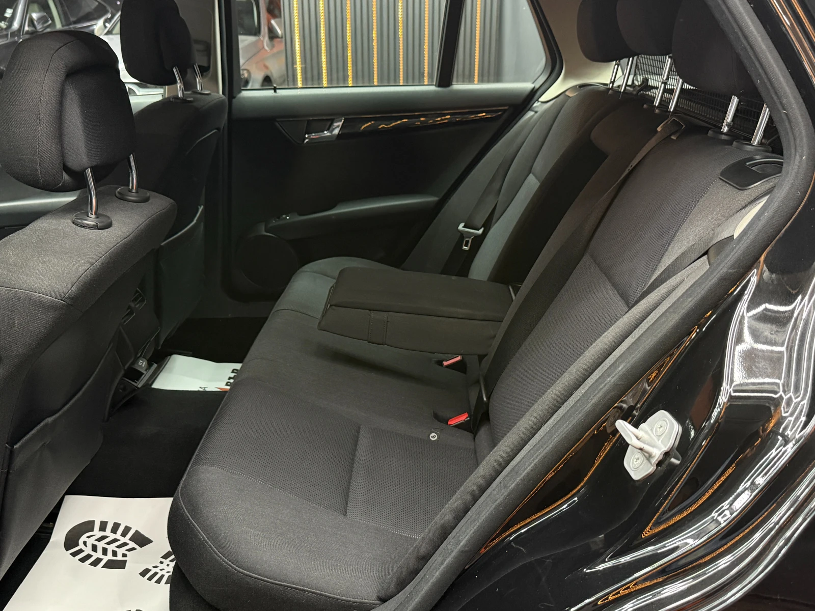 Mercedes-Benz C 180 Kompressor/Реални километри/ГАРАНЦИЯ 6 МЕСЕЦА , снимка 9 - Автомобили и джипове - 46715706