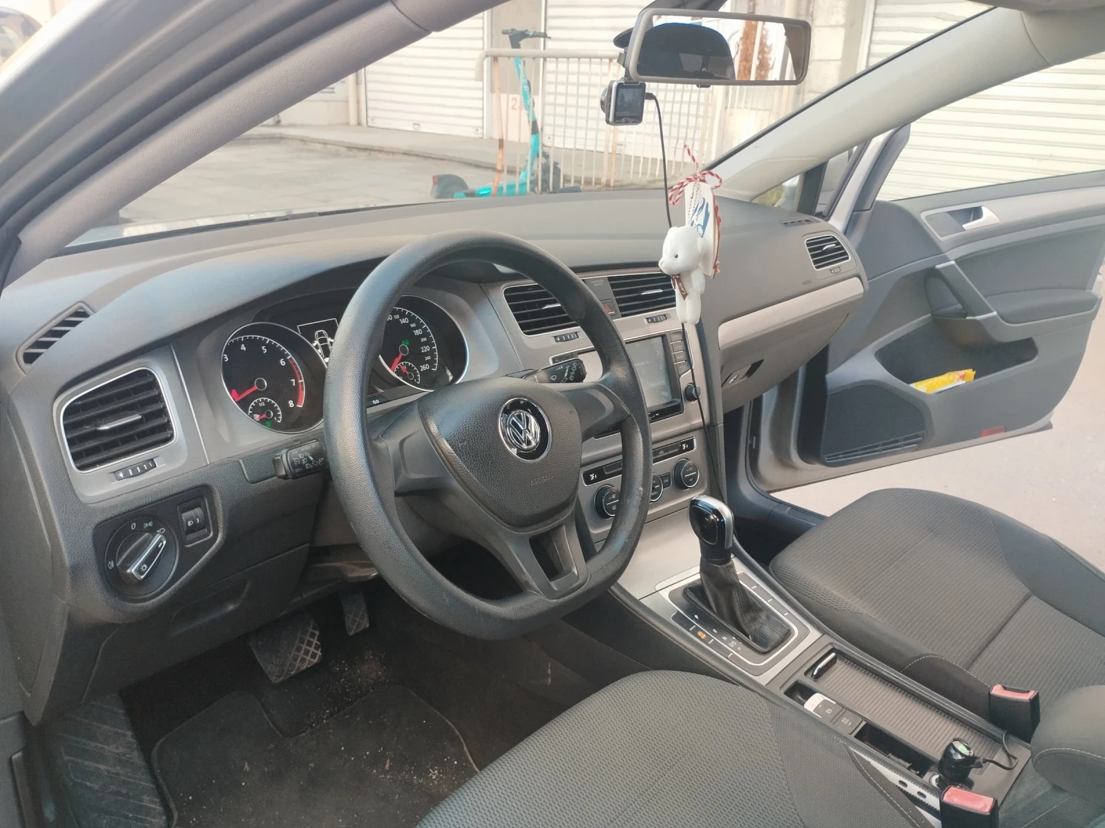 VW Golf 1.4 TGI  / АВТОМАТИК .EURO 6 - изображение 10