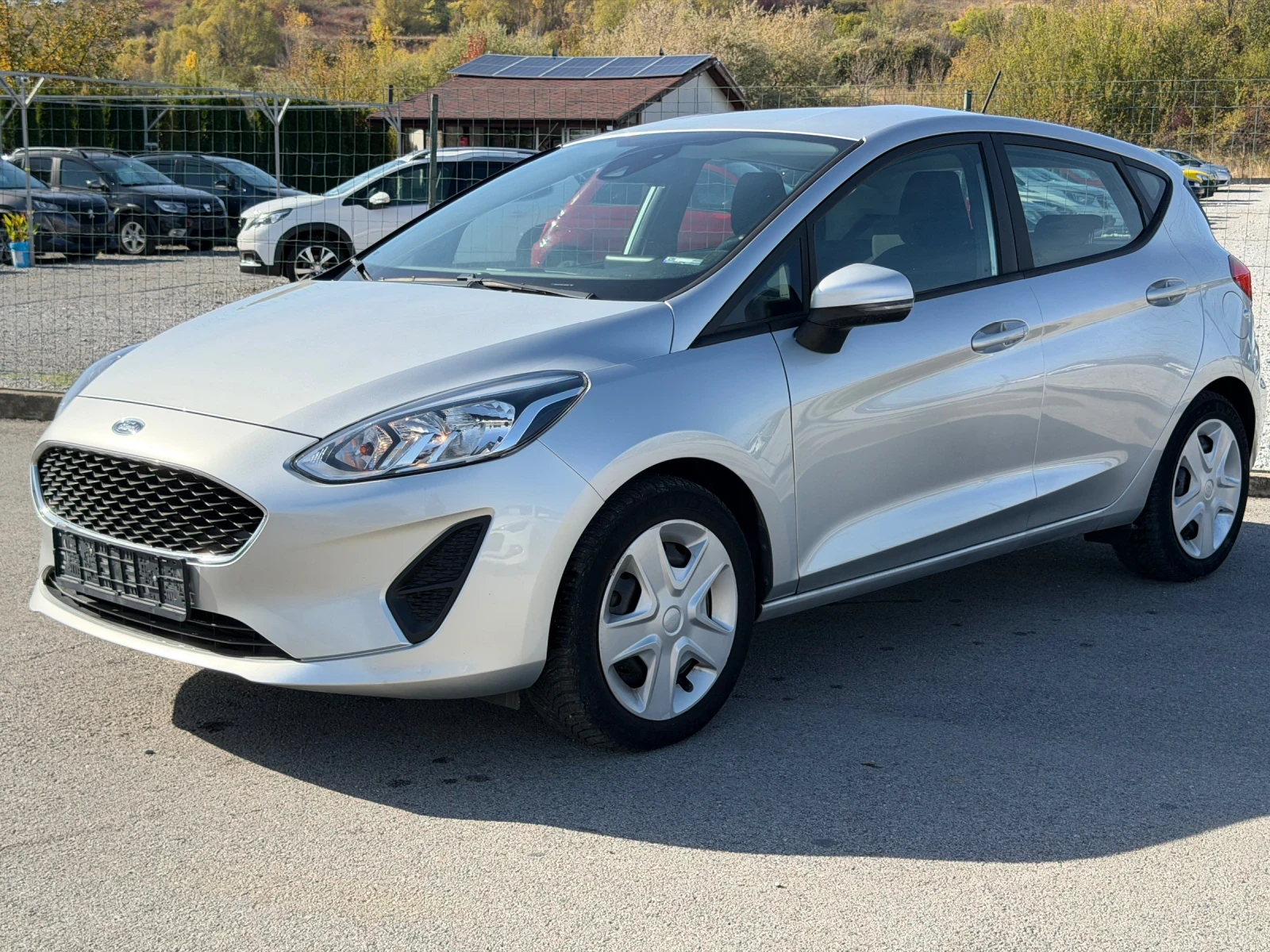 Ford Fiesta 1.1.86.ps. NAVI, снимка 3 - Автомобили и джипове - 48412567