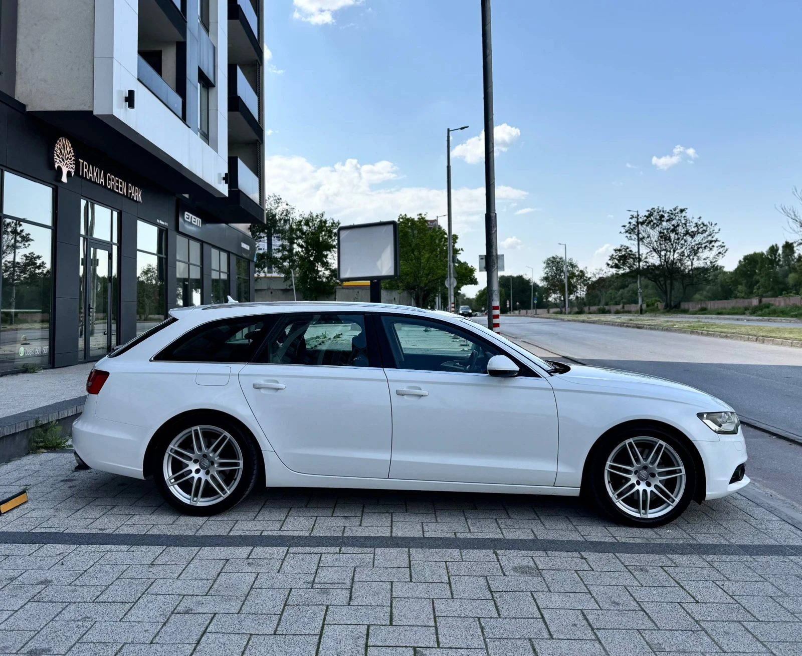 Audi A6 Avant Quattro - изображение 4