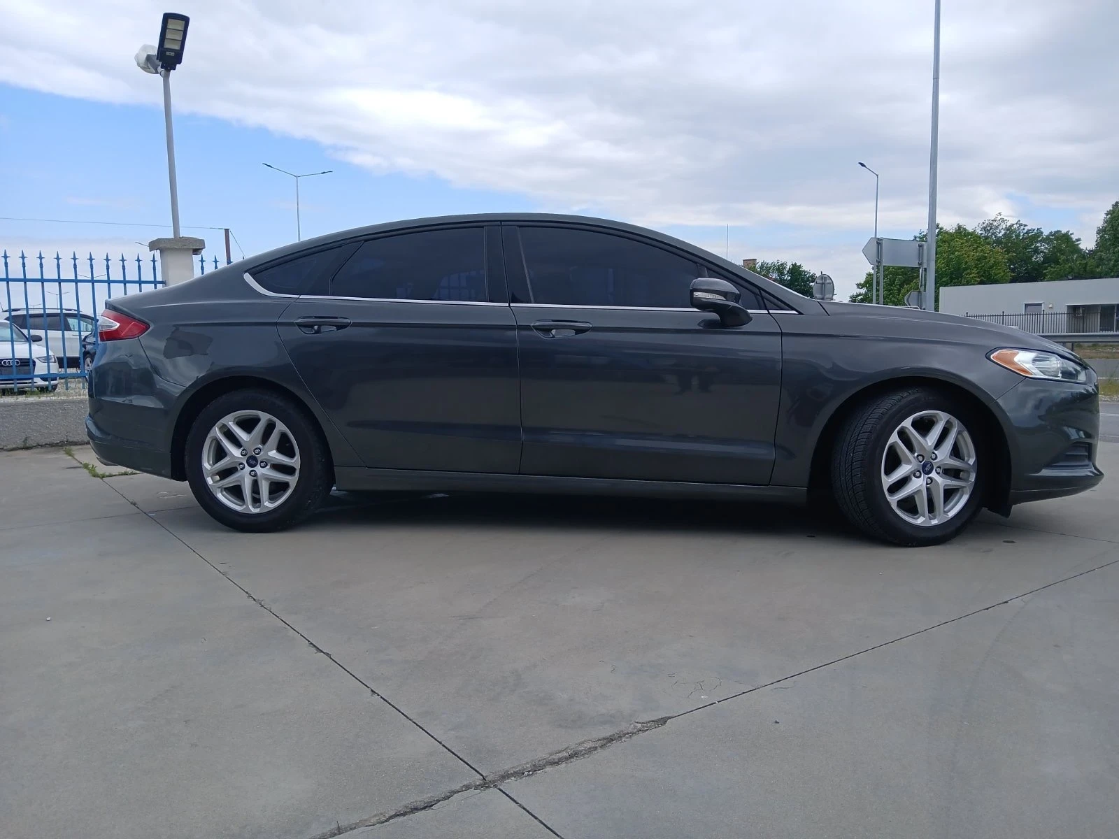 Ford Mondeo 2500 Se - изображение 6