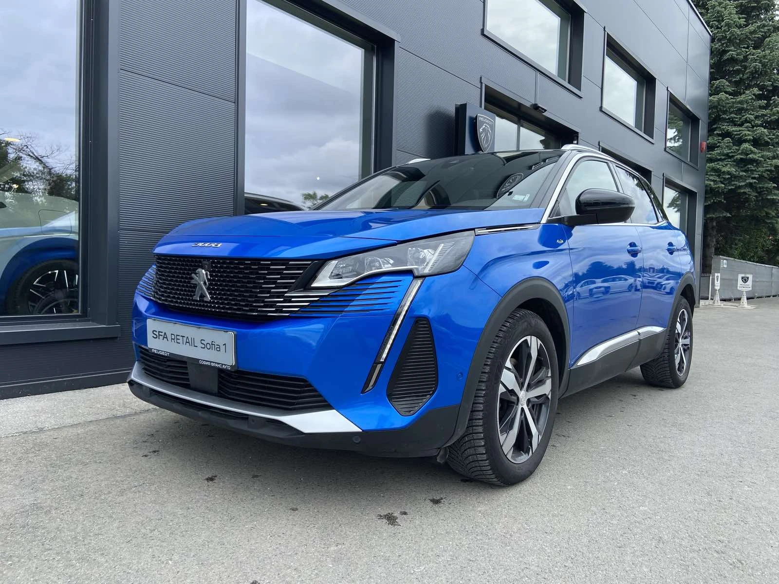 Peugeot 3008 GT PACK 1.2 PureTech 130 S&S EAT8 EURO 6 - изображение 4