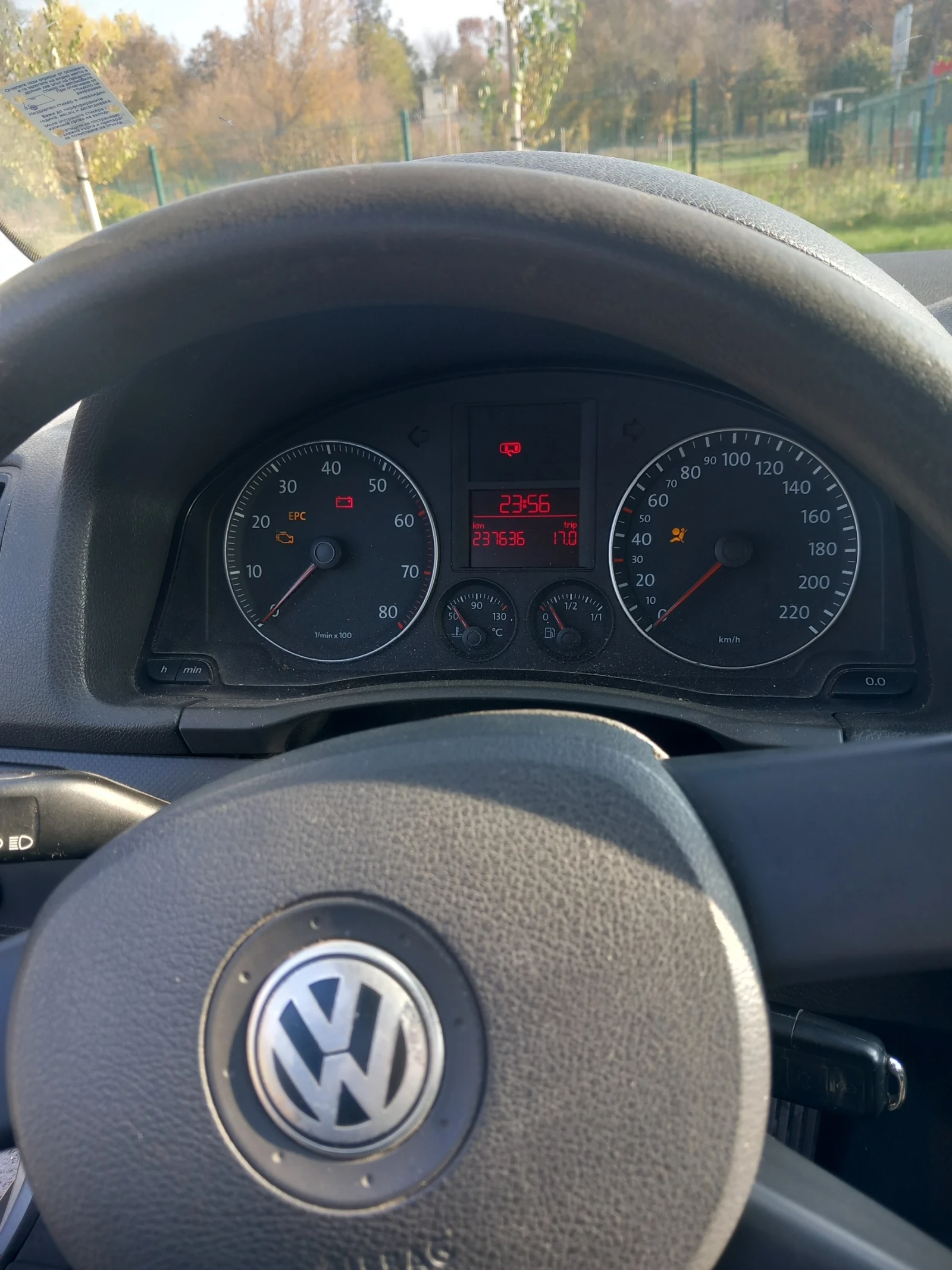 VW Golf 5 - изображение 2