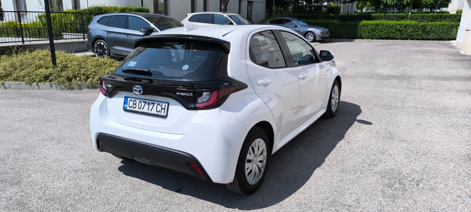 Toyota Yaris Hybrid от Бг - гаранционен - изображение 3