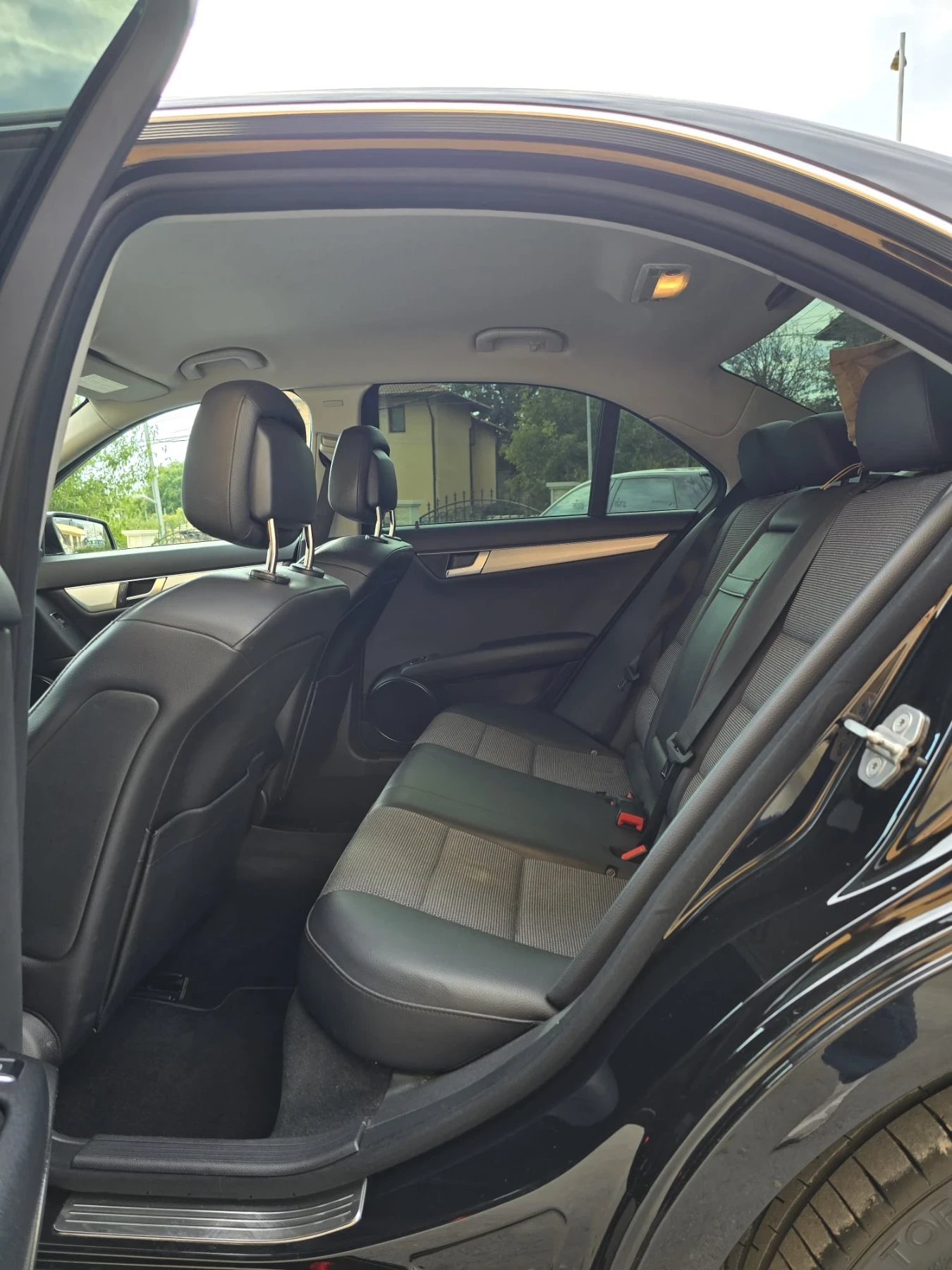 Mercedes-Benz C 180 | Mobile.bg   11