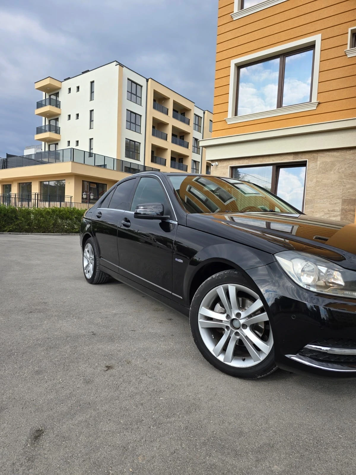 Mercedes-Benz C 180  - изображение 7