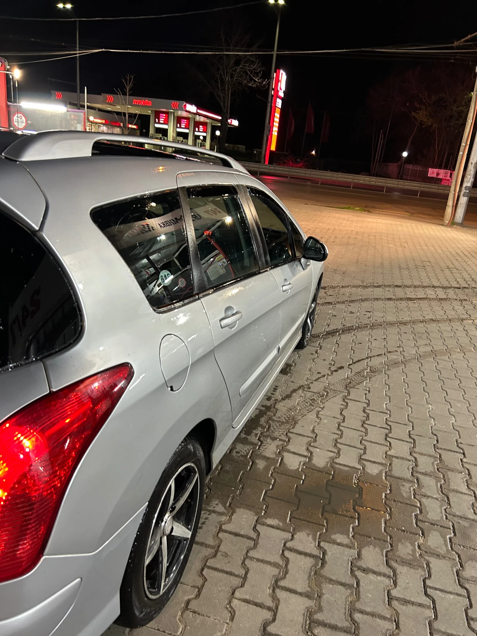 Peugeot 308 308SW 2.0HDI - изображение 4