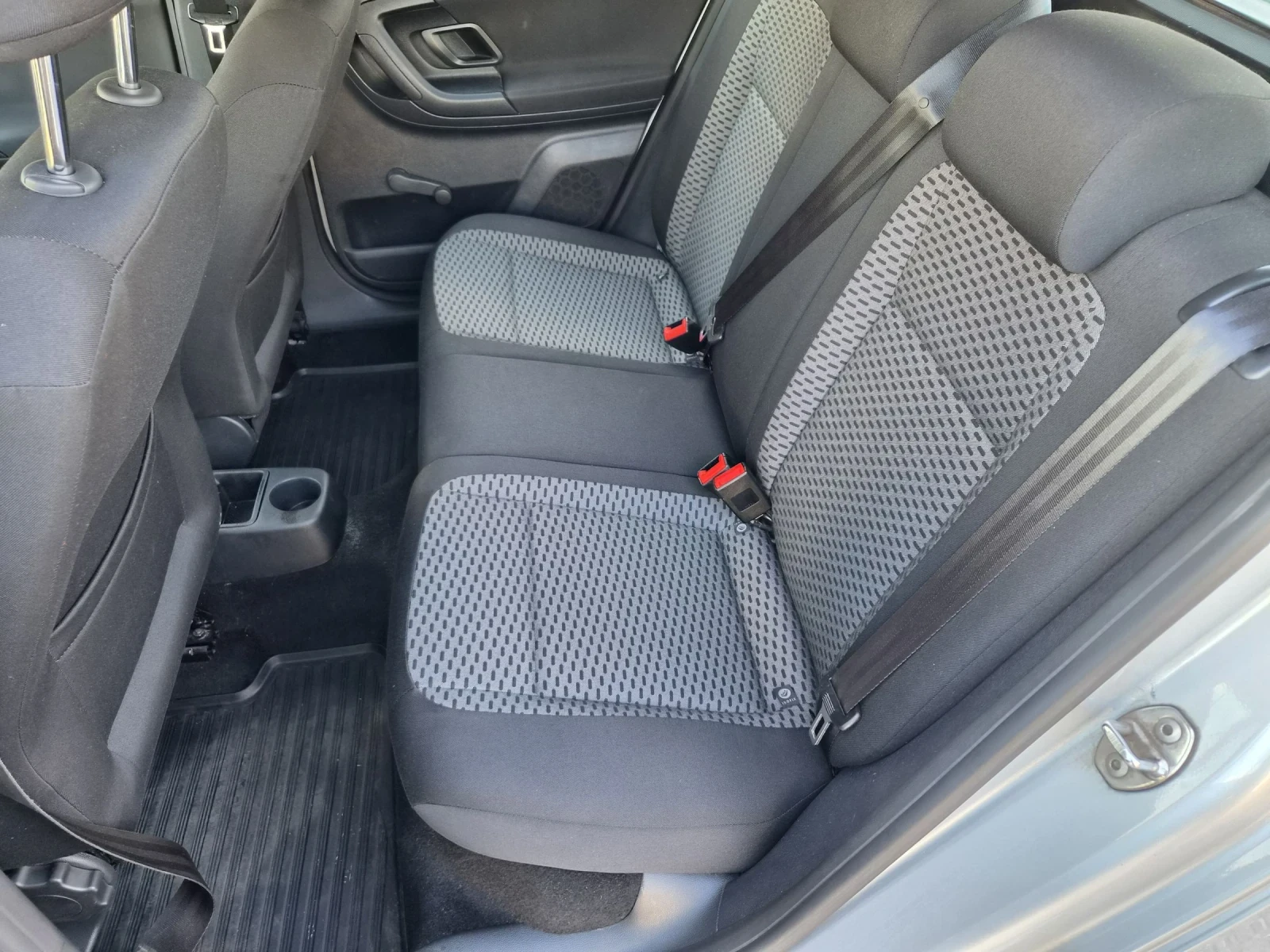 Skoda Fabia 1.2 TDI | Mobile.bg � ����������� 12
